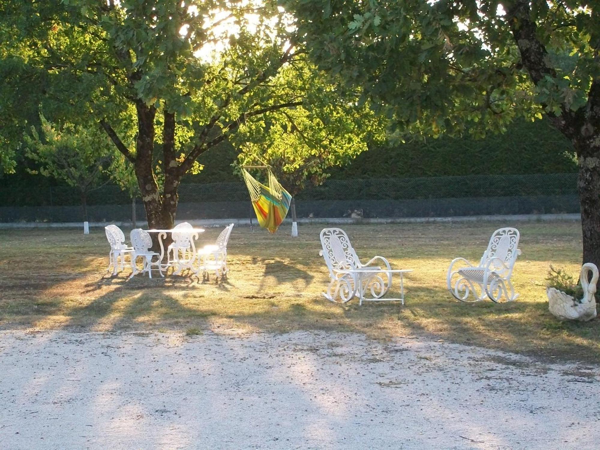 Hotel Au Charme Du Levat Saint-Paul-de-Loubressac Kültér fotó